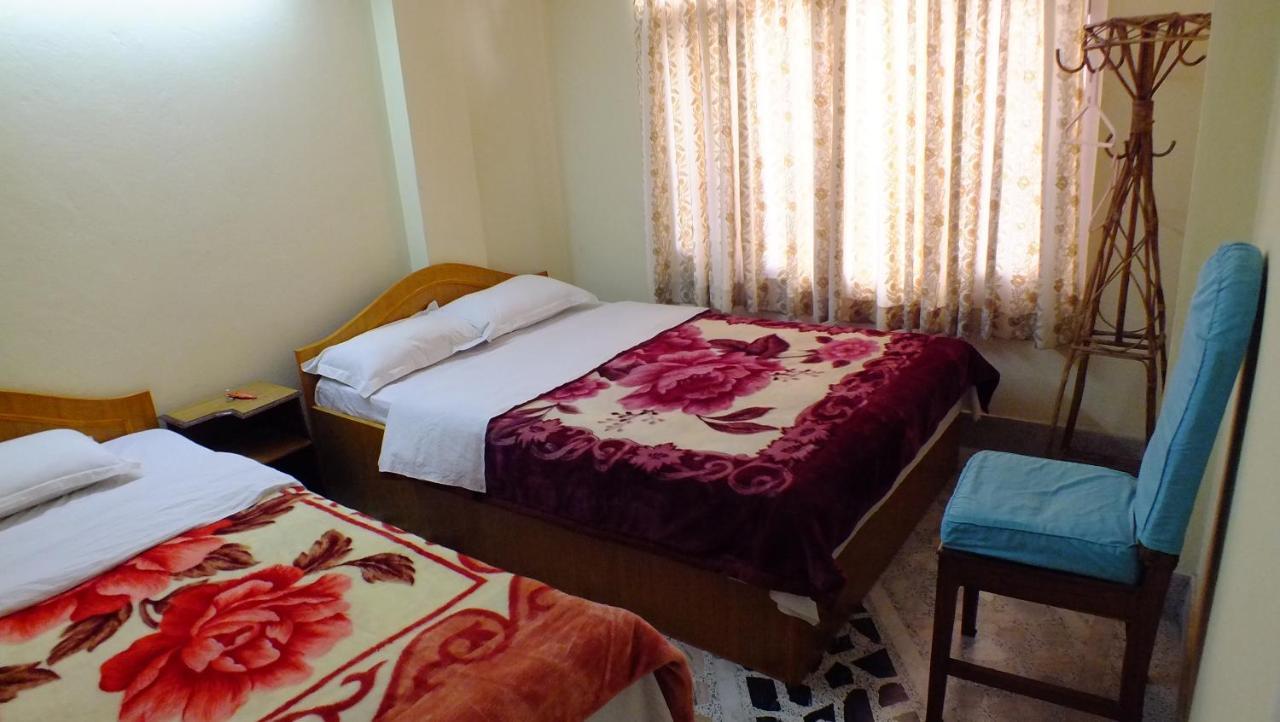 Hotel Dolphin กาฐมาณฑุ ภายนอก รูปภาพ