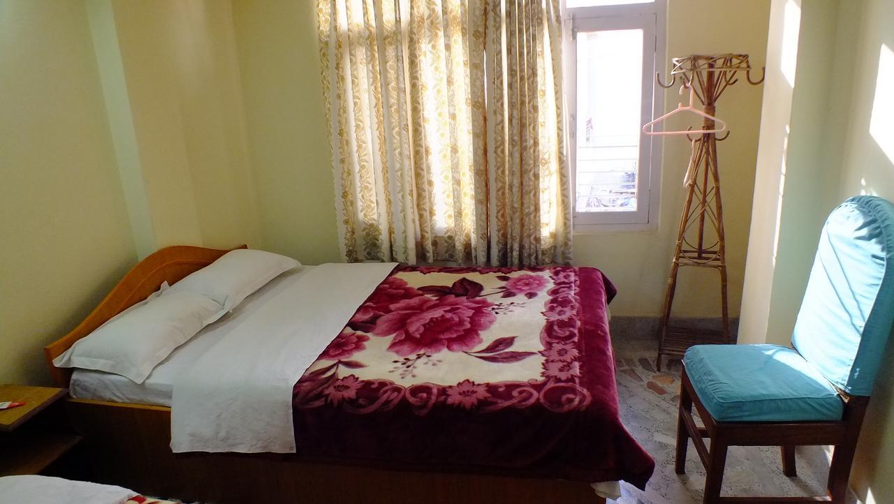 Hotel Dolphin กาฐมาณฑุ ภายนอก รูปภาพ