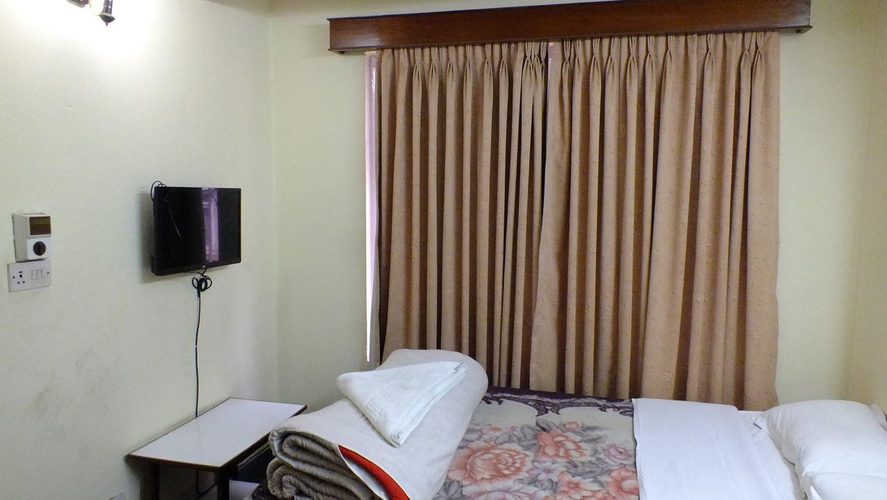 Hotel Dolphin กาฐมาณฑุ ภายนอก รูปภาพ