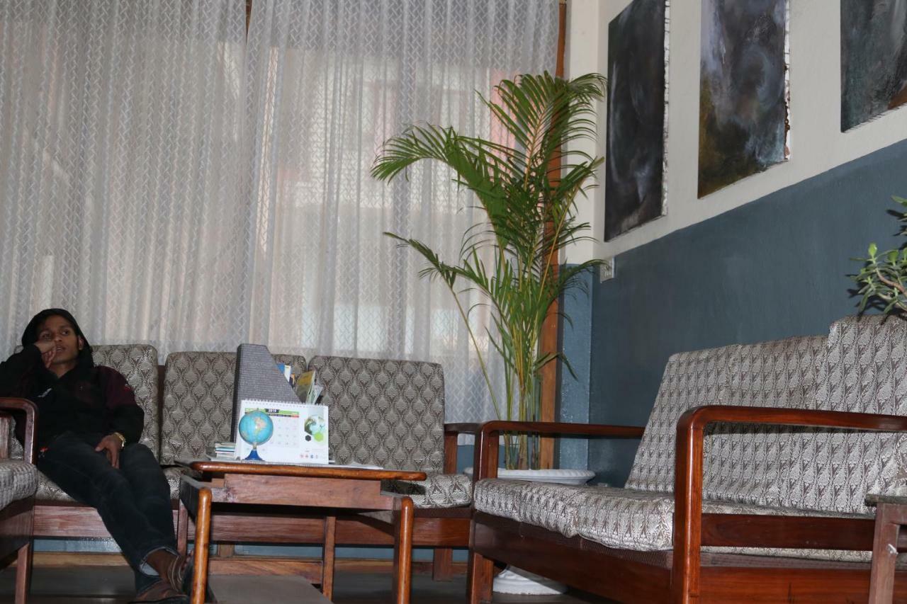 Hotel Dolphin กาฐมาณฑุ ภายนอก รูปภาพ
